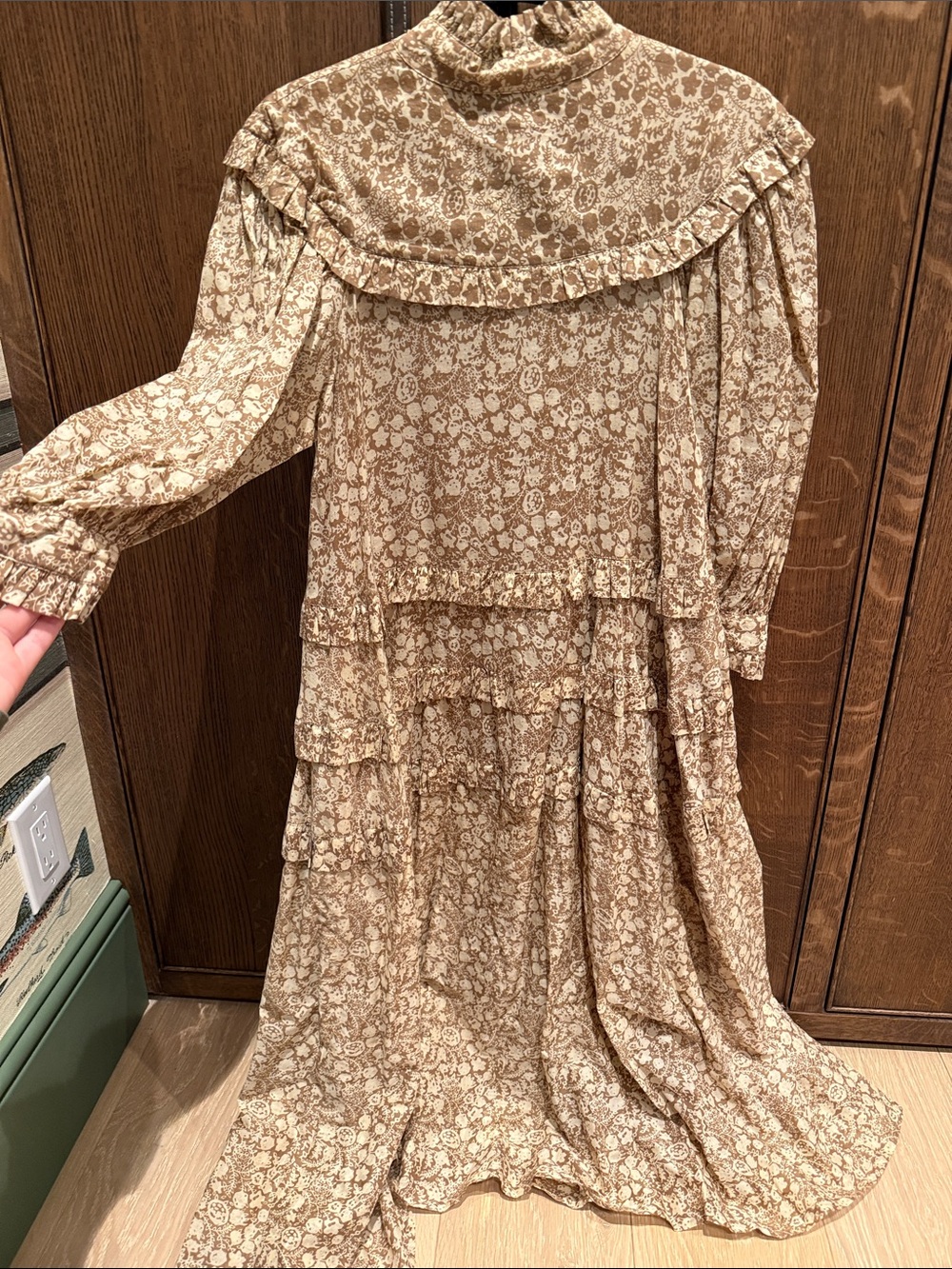 Boho- Inspired Floral Tiered Midi Dress — Cream & Brown
